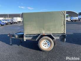 2016 Modern Single Axle Enclosed Box Trailer - picture2' - Click to enlarge