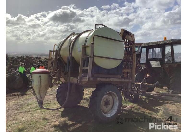 Used Hardi Hardi Boom Spray Construction Equipment In Listed On