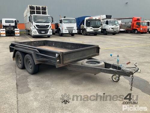 2011 Victorian Trailers BOX Tandem Axle Box Trailer