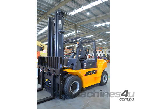 UN Forklift 7T Diesel: Forklifts Australia - The Industry Leader!