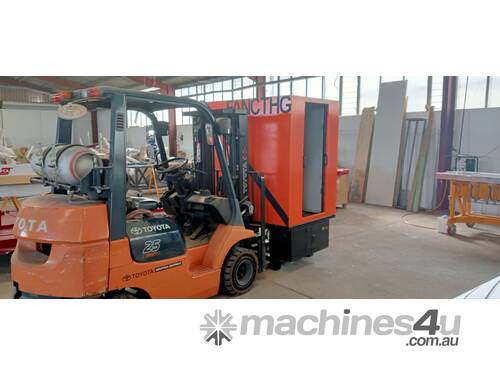 CNC Milling Machine