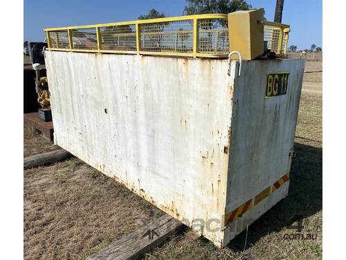 Steel Tank with Storage Cage