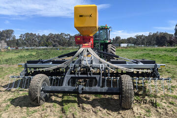 FARMTECH TURBOJET SPR 6 ELECTRIC AIRSEEDER (500L)