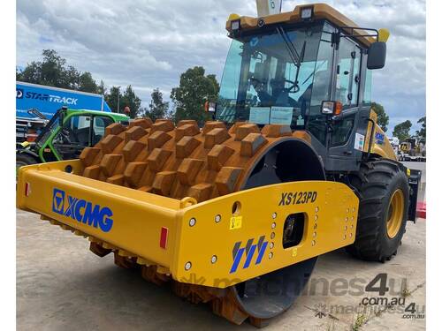 XS123PD Vibratory Road Roller