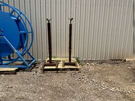 2 x Adjustable Pipe Holders - picture0' - Click to enlarge