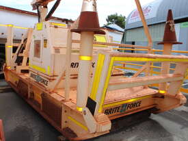 BRITEFORCE LED LIGHTING TOWER ON SKID - picture1' - Click to enlarge