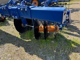 2023 Grizzly Wheel Track Renovator - picture0' - Click to enlarge