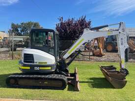 Excavator Bobcat E50 5 Tonne 3 Buckets 2013 2937 hours AC cab - picture0' - Click to enlarge