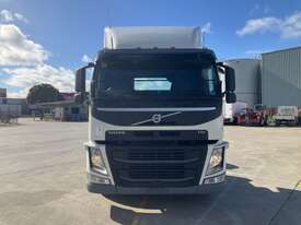 2017 Volvo FM11 450 Prime Mover Sleeper Cab - picture0' - Click to enlarge
