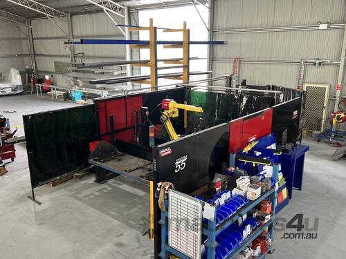 Lincoln Robotic Welding Cell | Excellent Condition