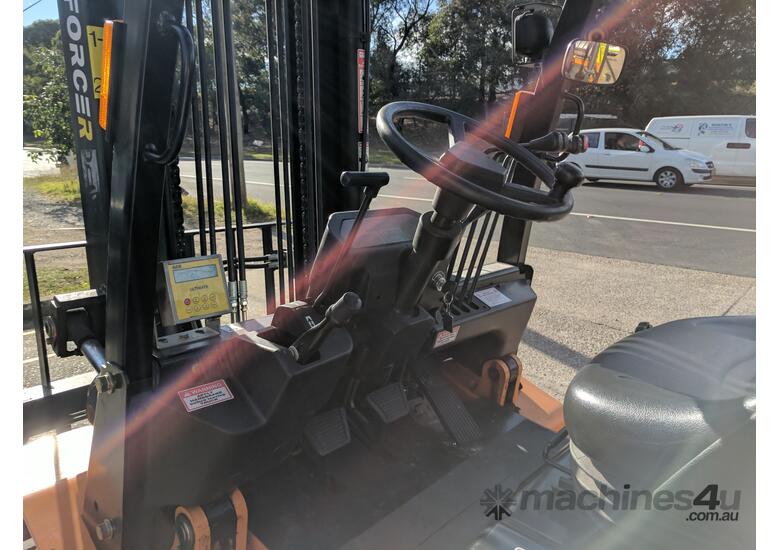 2015 ENFORCER R50L-HC | 5000 Kg | 4.5m Lift | Fork Positioner Side Shift