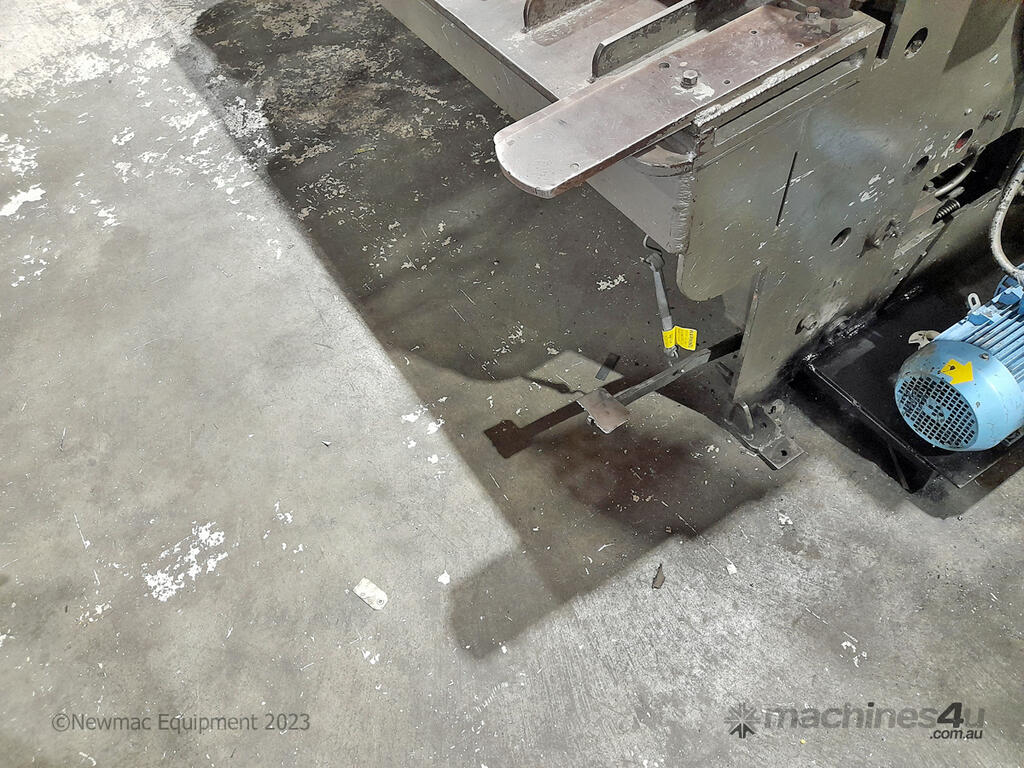 Used fabricated products 2 4m x 2mm Hydraulic Guillotine Hydraulic