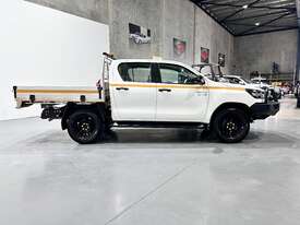 2022 Toyota Hilux SR (4WD) Diesel - picture0' - Click to enlarge