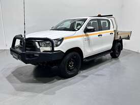 2022 Toyota Hilux SR (4WD) Diesel - picture2' - Click to enlarge