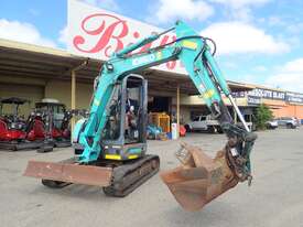  	KOBELCO 5TON EXCAVTOR - picture0' - Click to enlarge