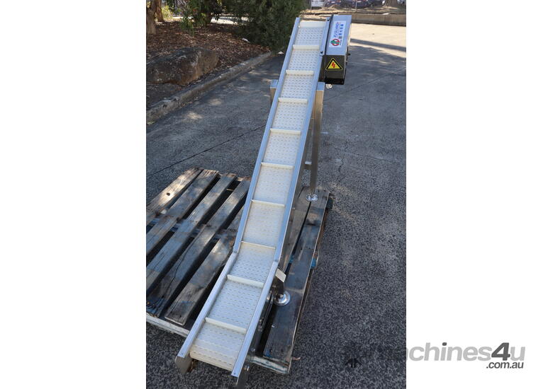 caption Stainless Steel Elevator Incline Conveyor - 1m High