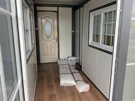 Unused Large 19’x20’ Expandable House Ensuite/Kitchen - picture1' - Click to enlarge