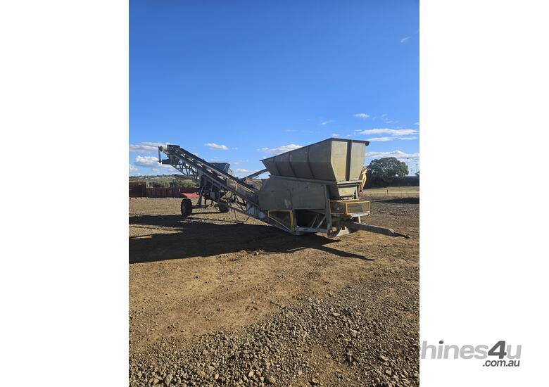 caption 30ft feed bin conveyor