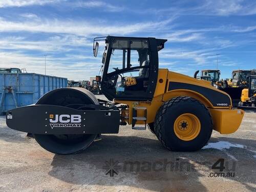 2023 JCB VM200D SMOOTH DRUM ROLLER U4698