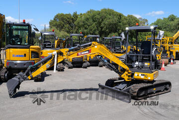 XCMG Tracked Excavator | Model: XE27U Canopy