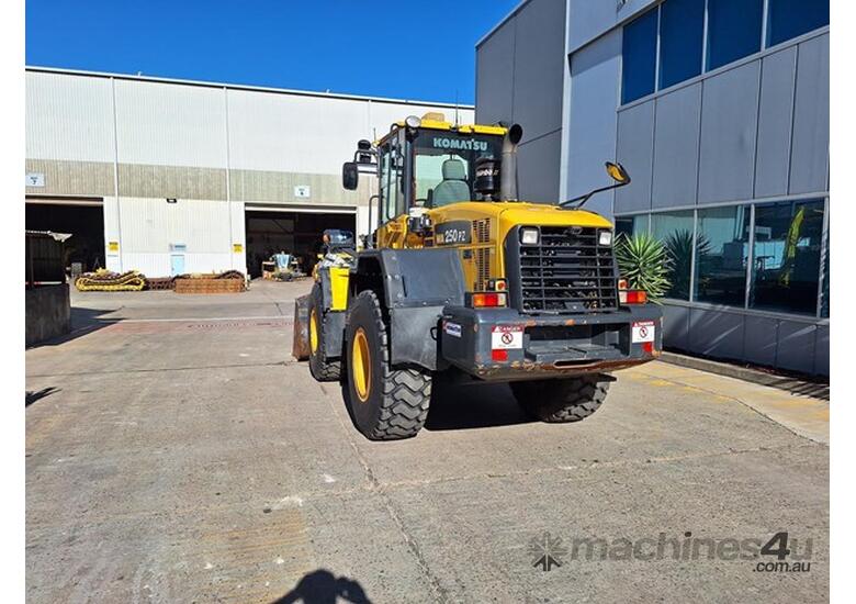 caption 2020 KOMATSU WA250PZ-6 Wheel Loader