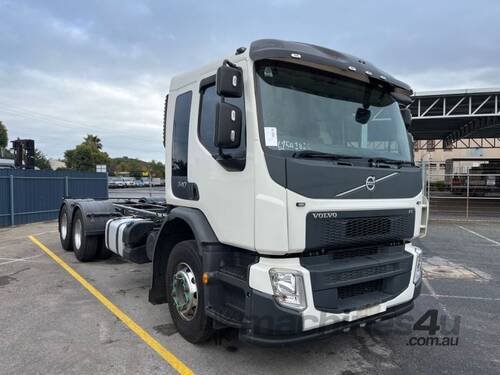 2017 Volvo FE340 Cab Chassis Day Cab