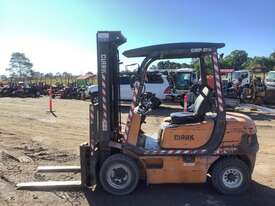 2000 Clark CMP25D Counter Balance Forklift - picture2' - Click to enlarge