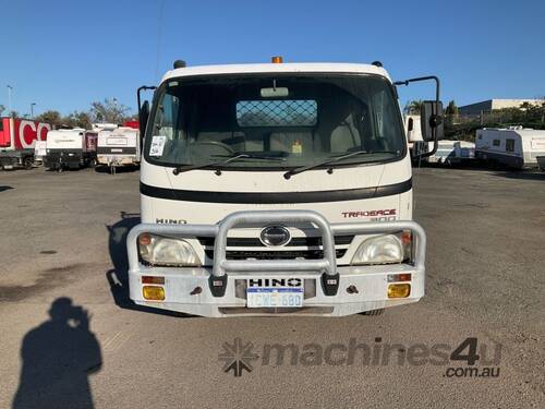 2008 Hino 300 616 Table Top