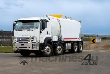 Isuzu FYJ 300-350 Water truck Truck Isuzu FYJ 300-350 Water truck Truck