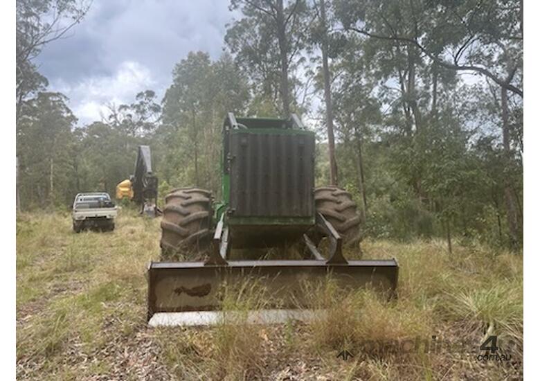 caption 2018 JOHN DEERE 648L GRAPPLE SKIDDER WITH SPARE