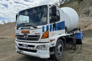 Hino 2011   GH 500 AGI MIXER