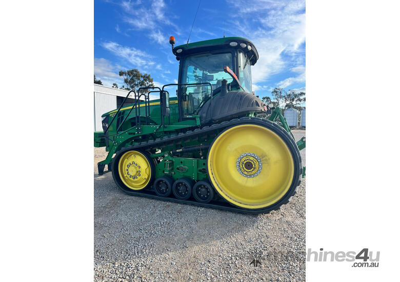 caption John Deere 8RT370 Tracked Tractor