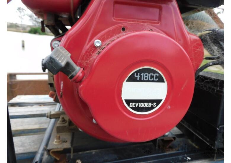 caption Paramount Browns 418cc Diesel pump and suction hose