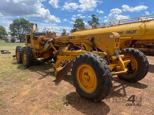 Caterpillar 12 E Grader