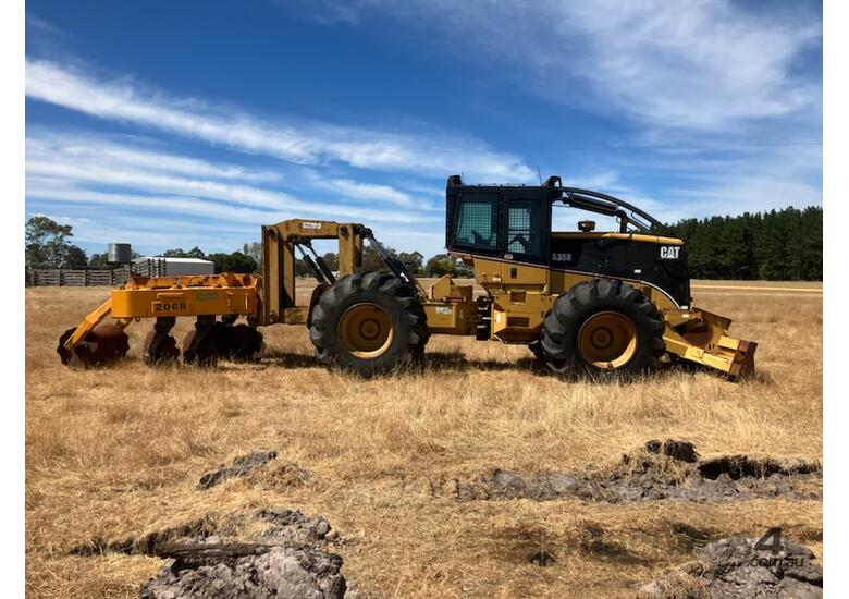2005 CATERPILLAR 535B GRAPPLE SKIDDER WITH SAVANNAH 260B PLOUGH
