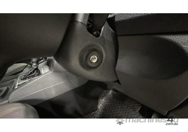 caption 2015 Volkswagen Amarok TDI420 (AWD) Highline Dual Cab Ute (MY15)