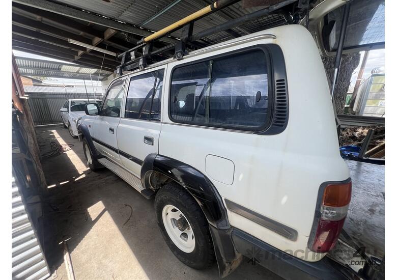 caption 1997 Toyota Landcruiser HZJ 80 Series Wagon