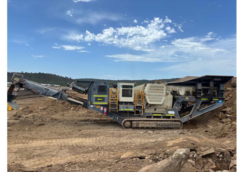 caption Tesab 700I Jaw Crusher