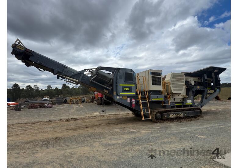caption Tesab 700I Jaw Crusher