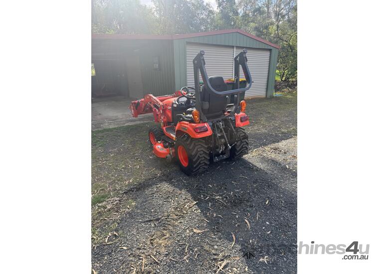caption Kubota BX2680 Compact Tractor w Mid Mount Mower/Slasher/4 in 1 bucket - 81 hours
