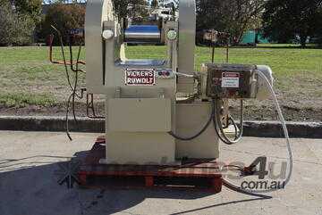 Laboratory Two Roll Rubber Plastic Mixing Mill - Vickers Ruwolt