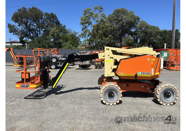 Used 34ft Hybrid Knuckle Boom Lift JLG 