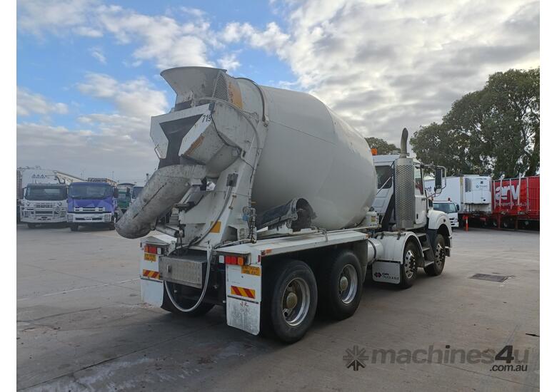 caption 2013 Mack CSMR 8x4 Concrete Agitator