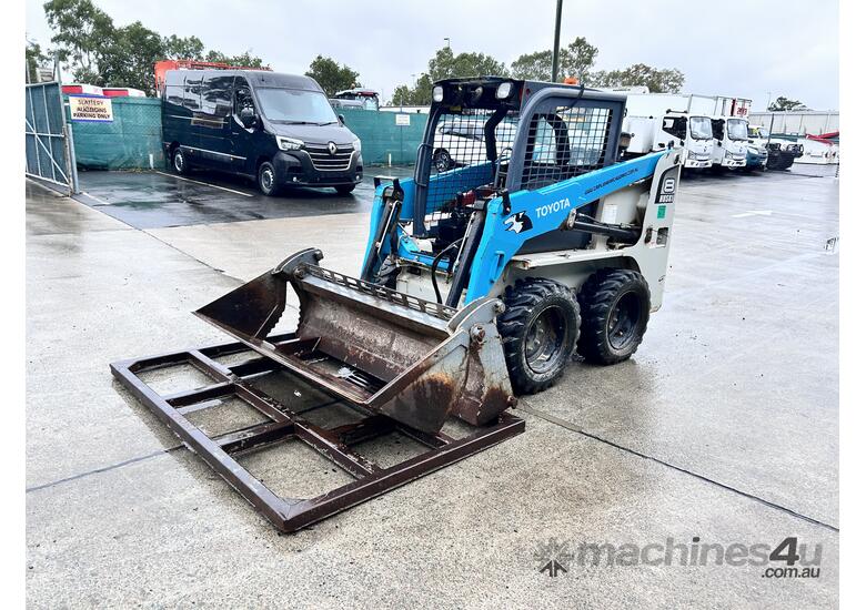 caption Toyota 30-5SDK8 Skid-Steer Loader