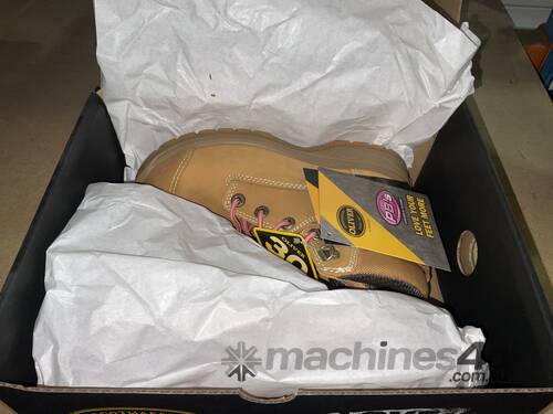 caption 1x Box Oliver Boots