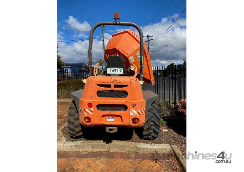 caption 2015 Ausa D6000 APG