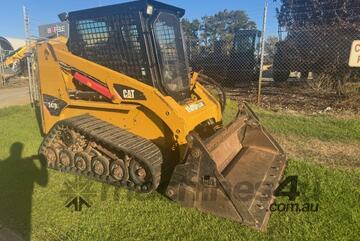 Skid Steer CAT 247B3 Ex-council 4 in 1 bucket Track 2012 Skid Steer CAT 247B3 Ex-council 4 in 1 bucket Track 2012