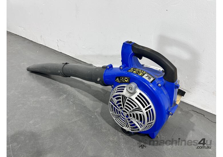 caption Victa 2bCC Blower