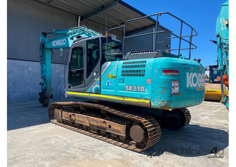 caption 2019 Kobelco SK210LC-10