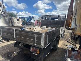 2011 Isuzu NPR200 Table Top - picture1' - Click to enlarge